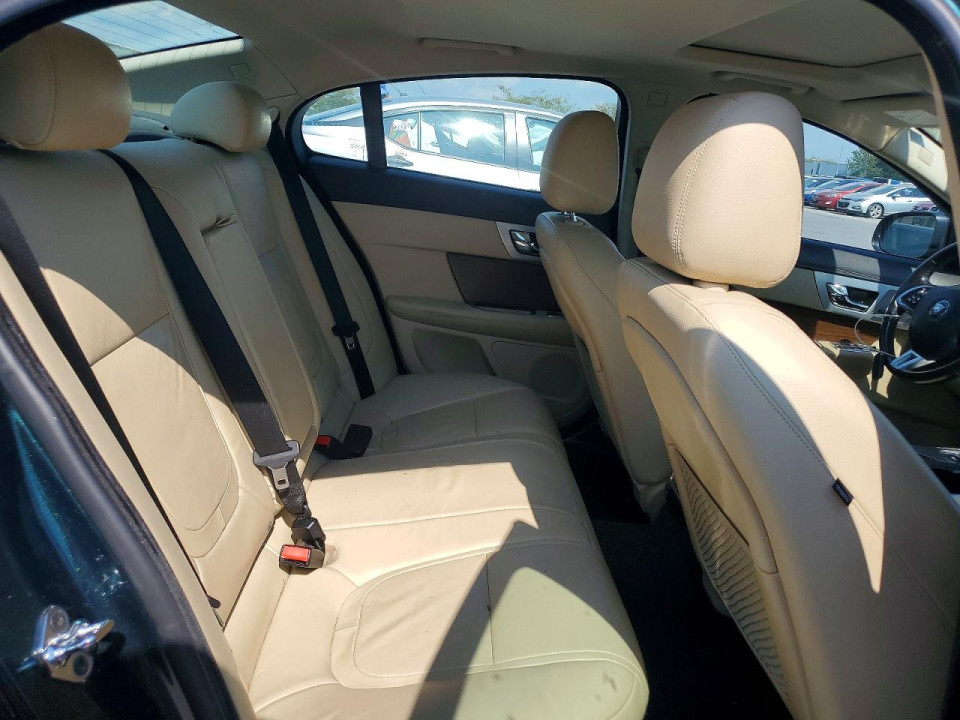 Jaguar XF 2015 — Copart