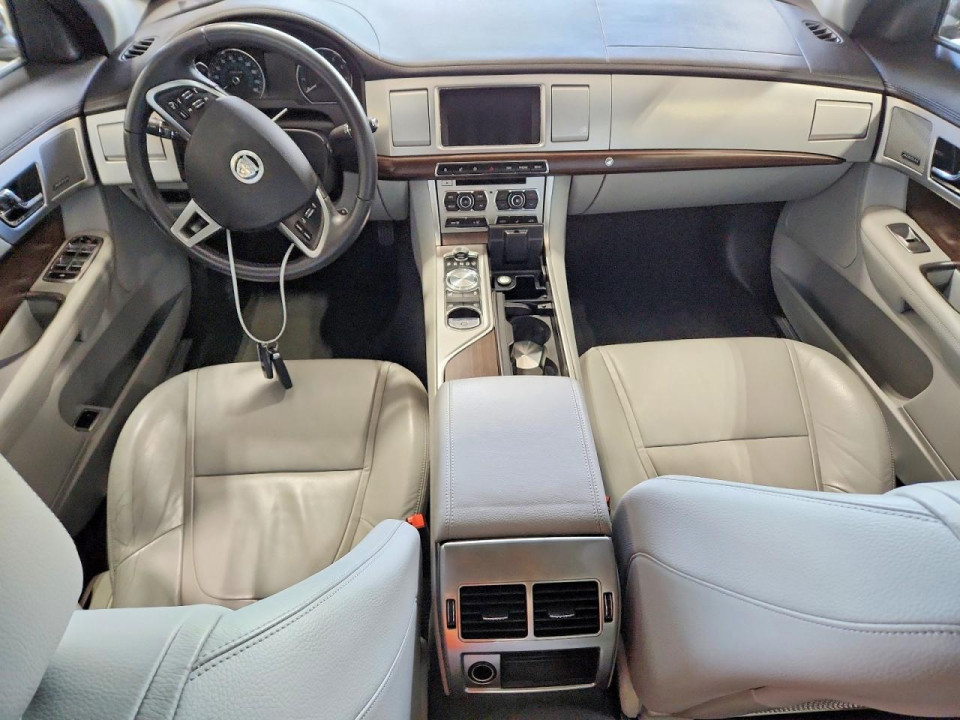 Jaguar XF 2013 — Copart