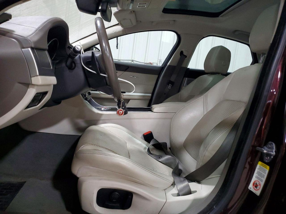 Jaguar XF 2017 — Copart