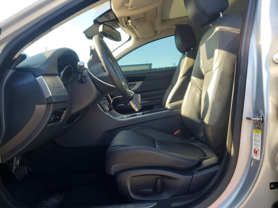 Jaguar XF 2017 — Copart