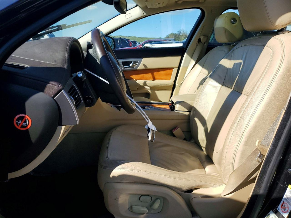 Jaguar XF 2010 — Copart