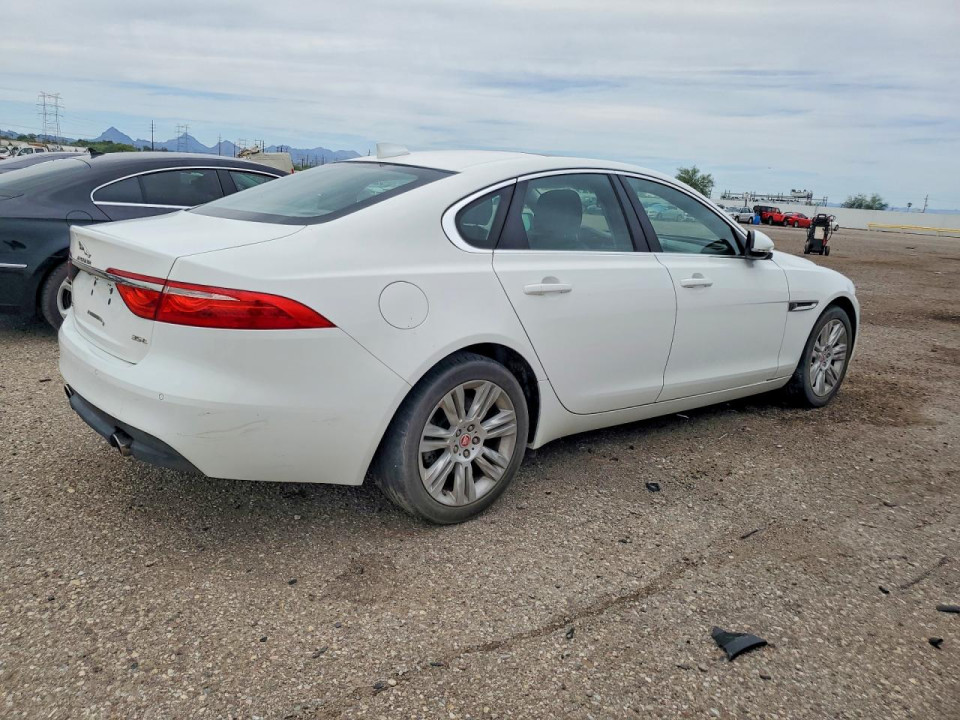 Jaguar XF 2017 — Copart