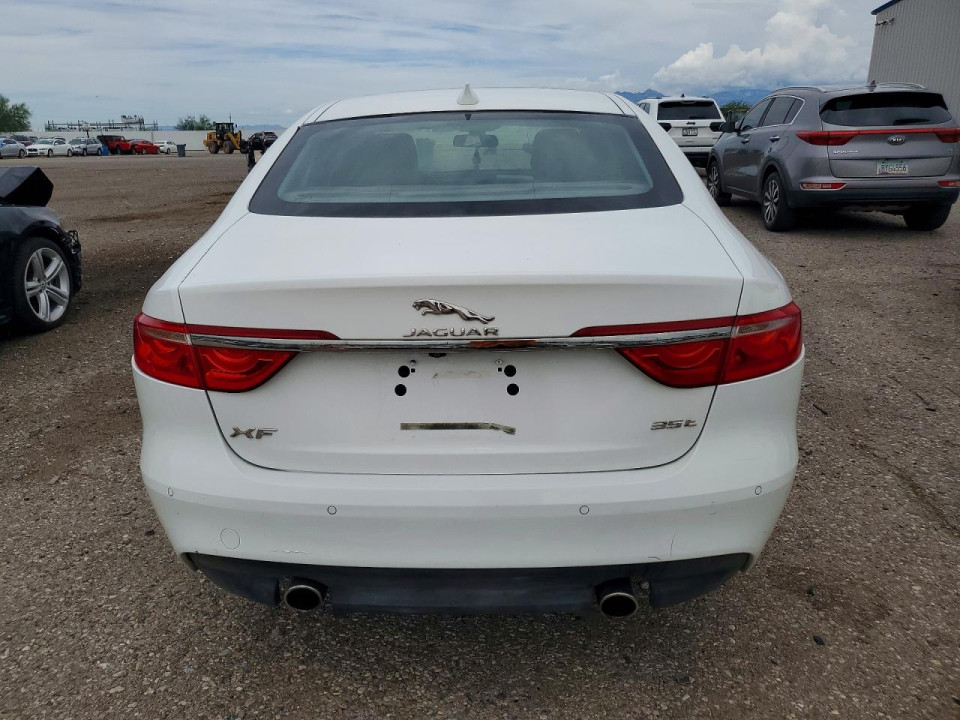 Jaguar XF 2017 — Copart