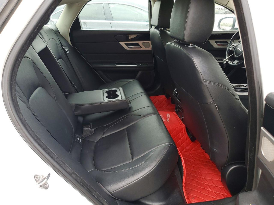Jaguar XF 2017 — Copart