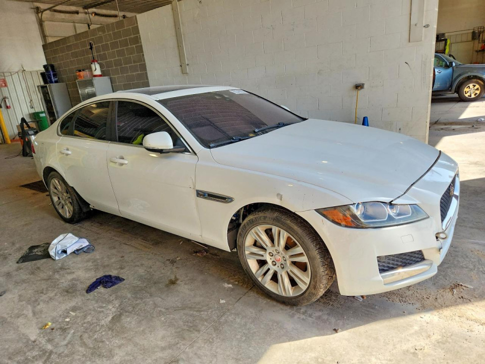 Jaguar XF 2016 — Copart