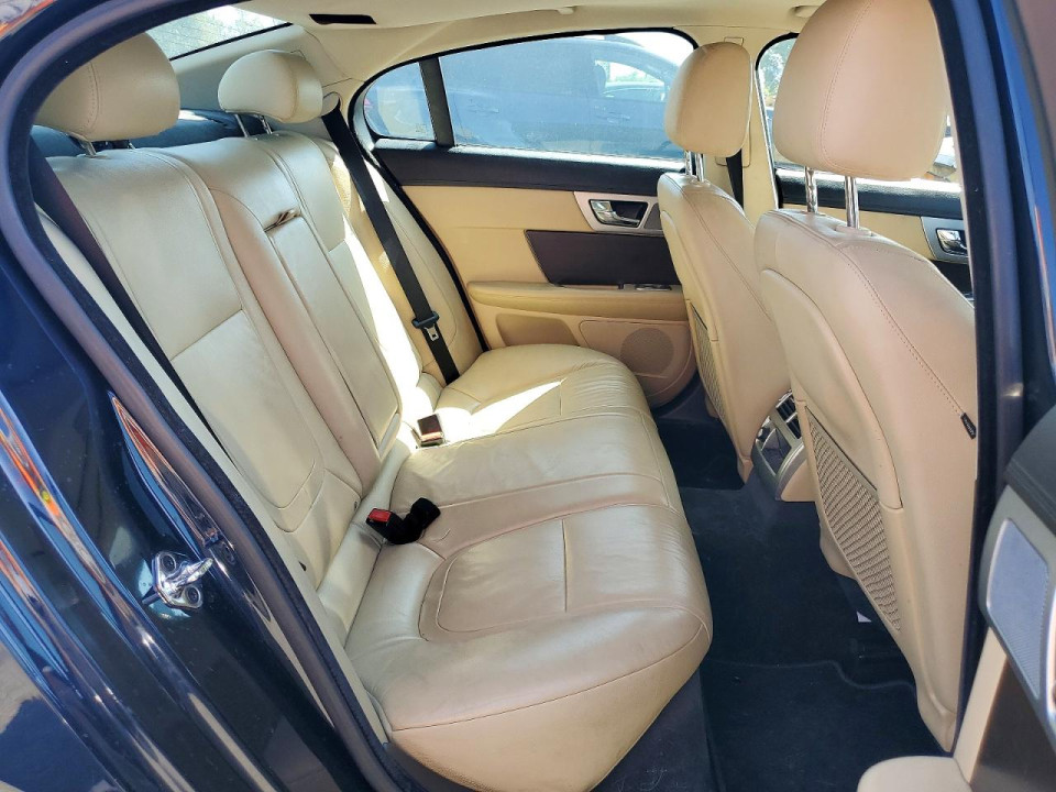 Jaguar XF 2012 — Copart