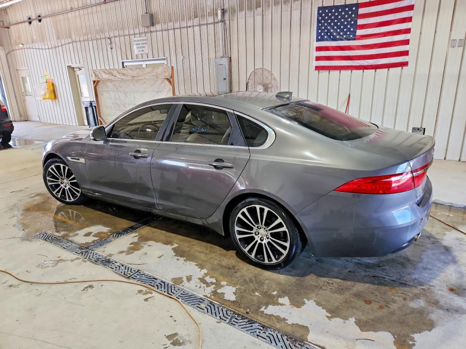 Jaguar XF 2017 — Copart