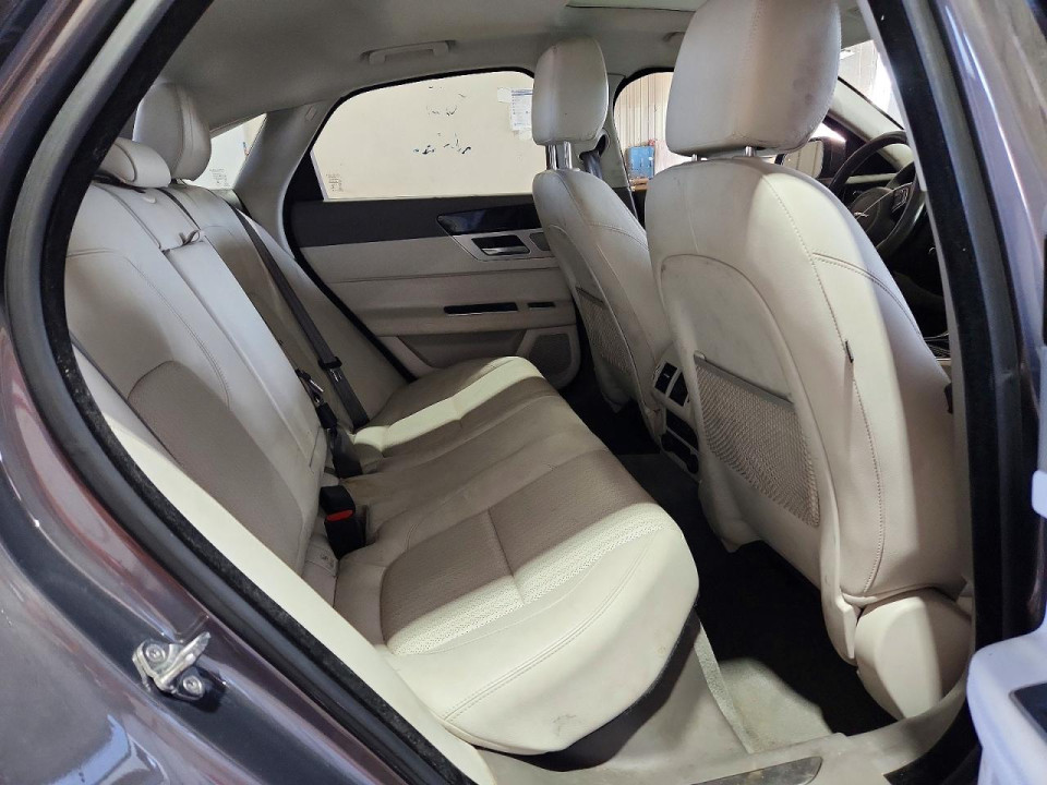 Jaguar XF 2017 — Copart