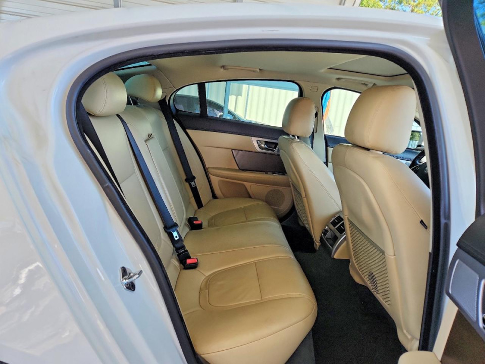 Jaguar XF 2013 — Copart