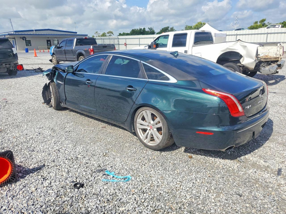 Jaguar XJL PORTFOLIO 2014 — Copart