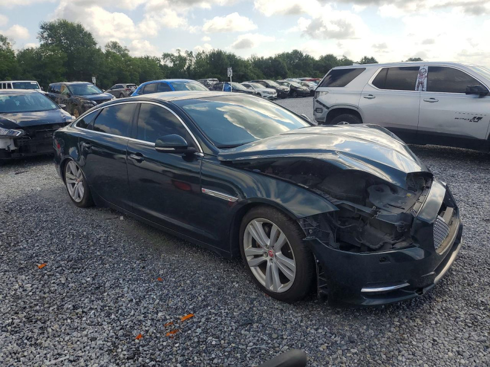 Jaguar XJL PORTFOLIO 2014 — Copart