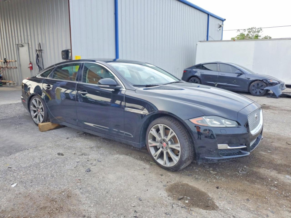 Jaguar XJL PORTFOLIO 2017 — Copart