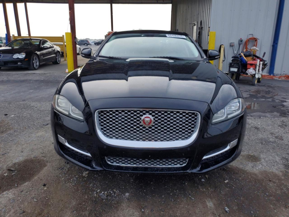 Jaguar XJL PORTFOLIO 2017 — Copart