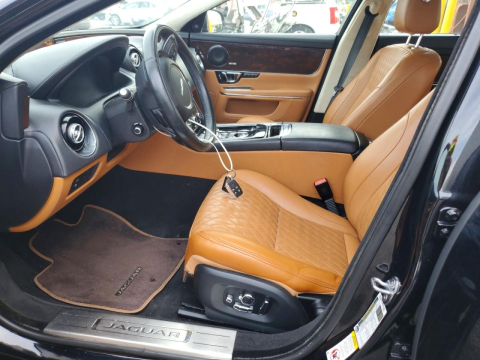 Jaguar XJL PORTFOLIO 2017 — Copart