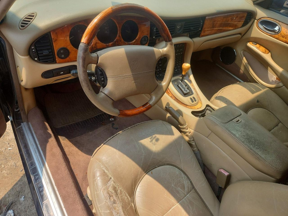 Jaguar XJ 2002 — Copart
