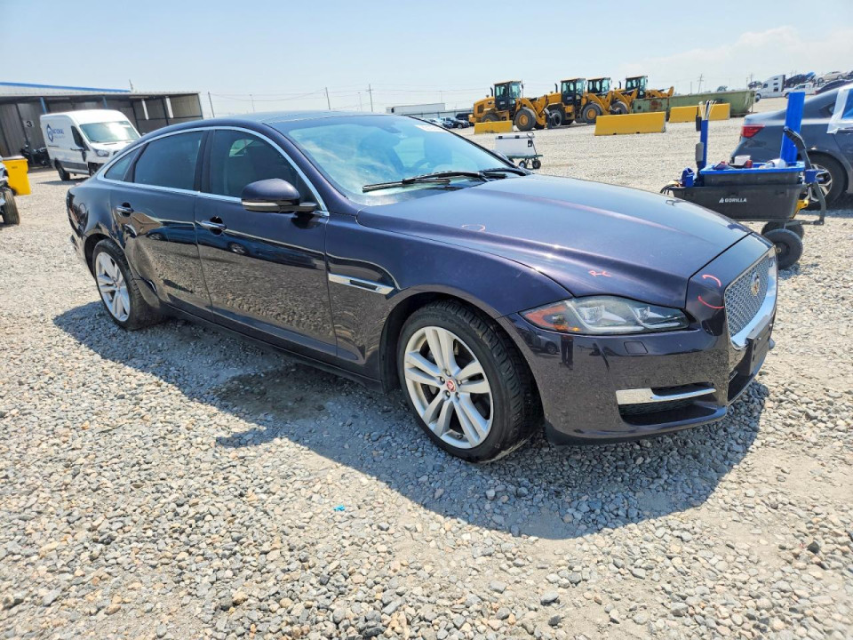 Jaguar XJL PORTFOLIO 2016 — Copart