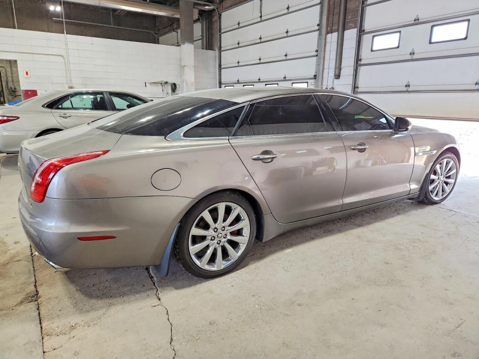 Jaguar XJL 2011 — Copart