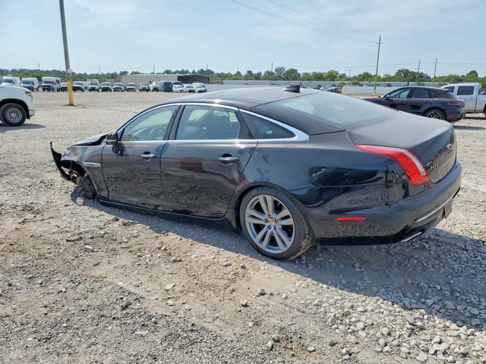 Jaguar XJL PORTFOLIO 2016 — Copart