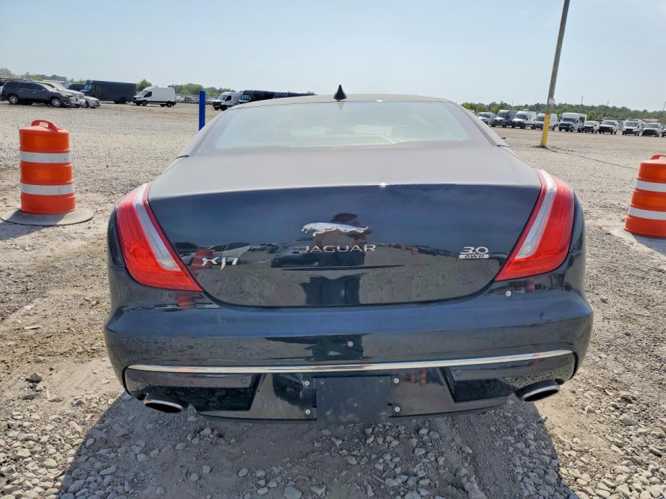 Jaguar XJL PORTFOLIO 2016 — Copart