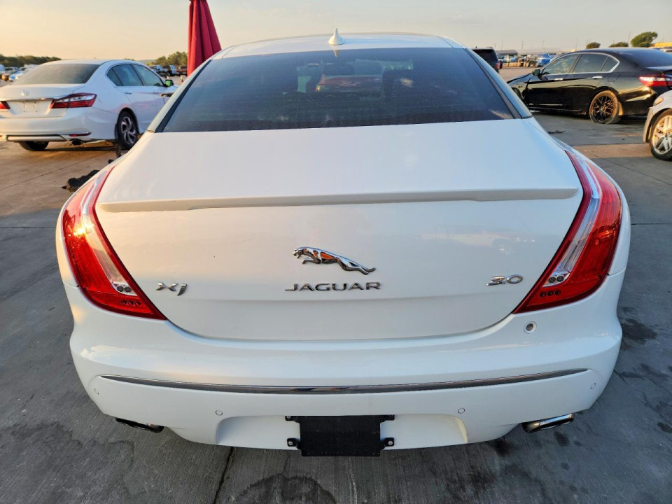 Jaguar XJ 2015 — Copart