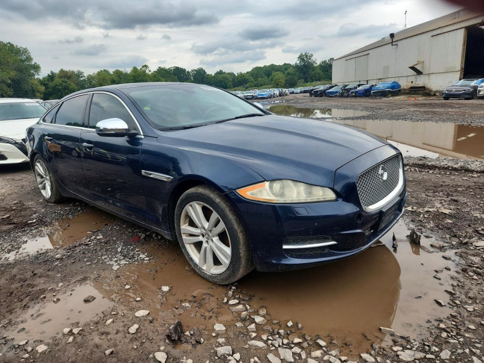 Jaguar XJL PORTFOLIO 2013 — Copart
