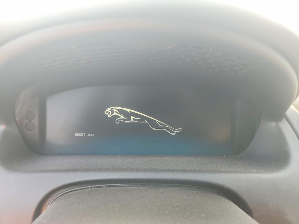 Jaguar XJL PORTFOLIO 2013 — Copart