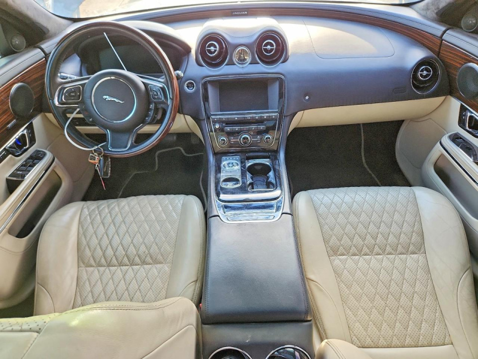 Jaguar XJL PORTFOLIO 2017 — Copart