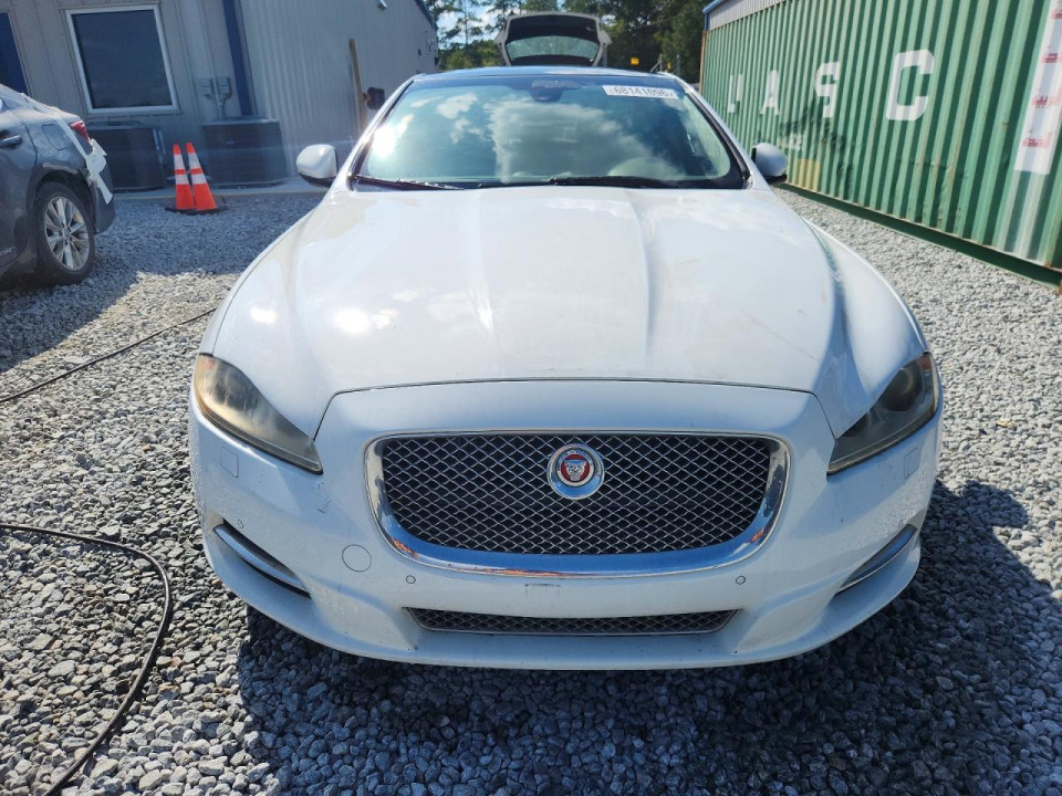 Jaguar XJL PORTFOLIO 2014 — Copart