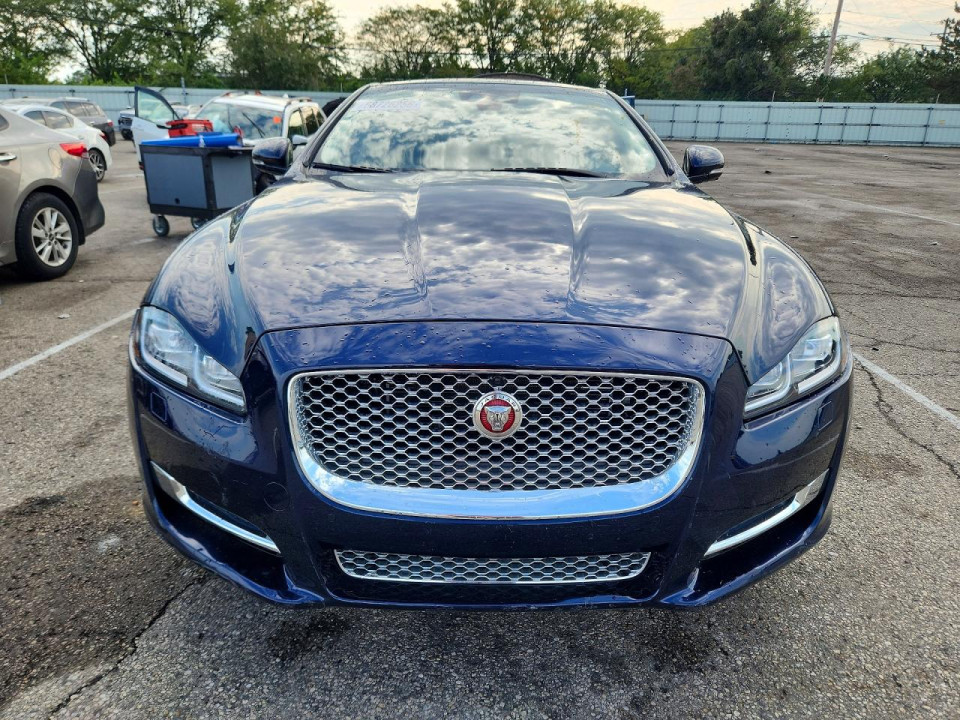 Jaguar XJL PORTFOLIO 2019 — Copart