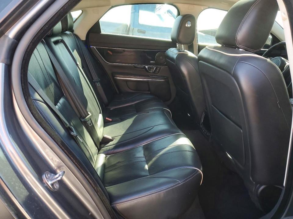 Jaguar XJ 2016 — Copart