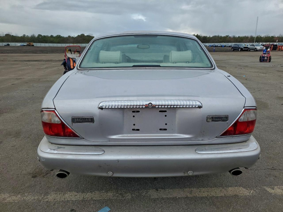 Jaguar XJ 2002 — Copart