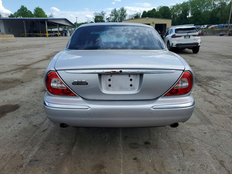 Jaguar XJ8 2004 — Copart