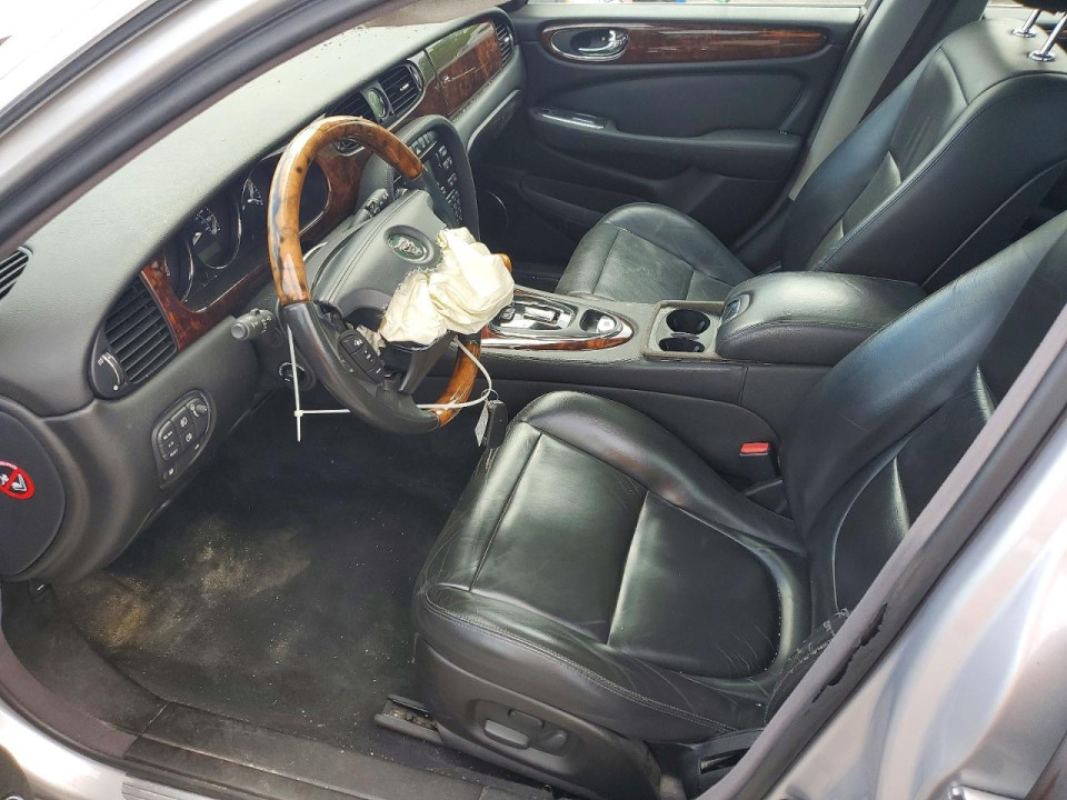 Jaguar XJ8 2004 — Copart