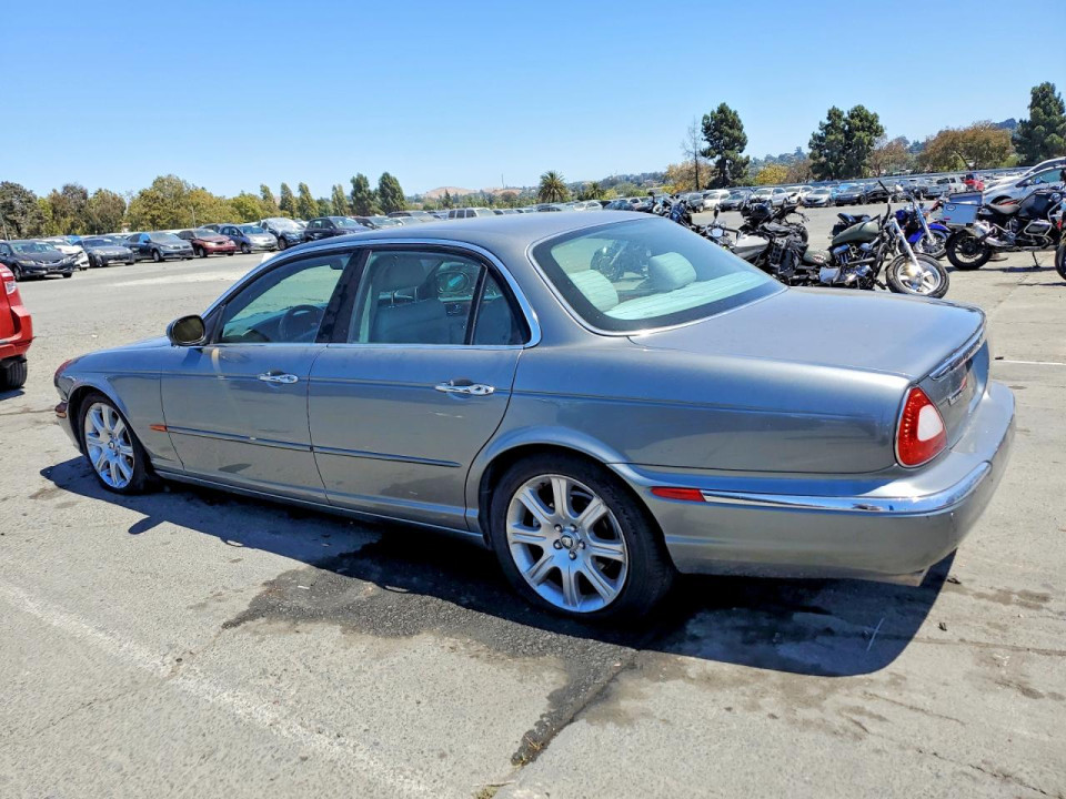 Jaguar XJ8 2004 — Copart