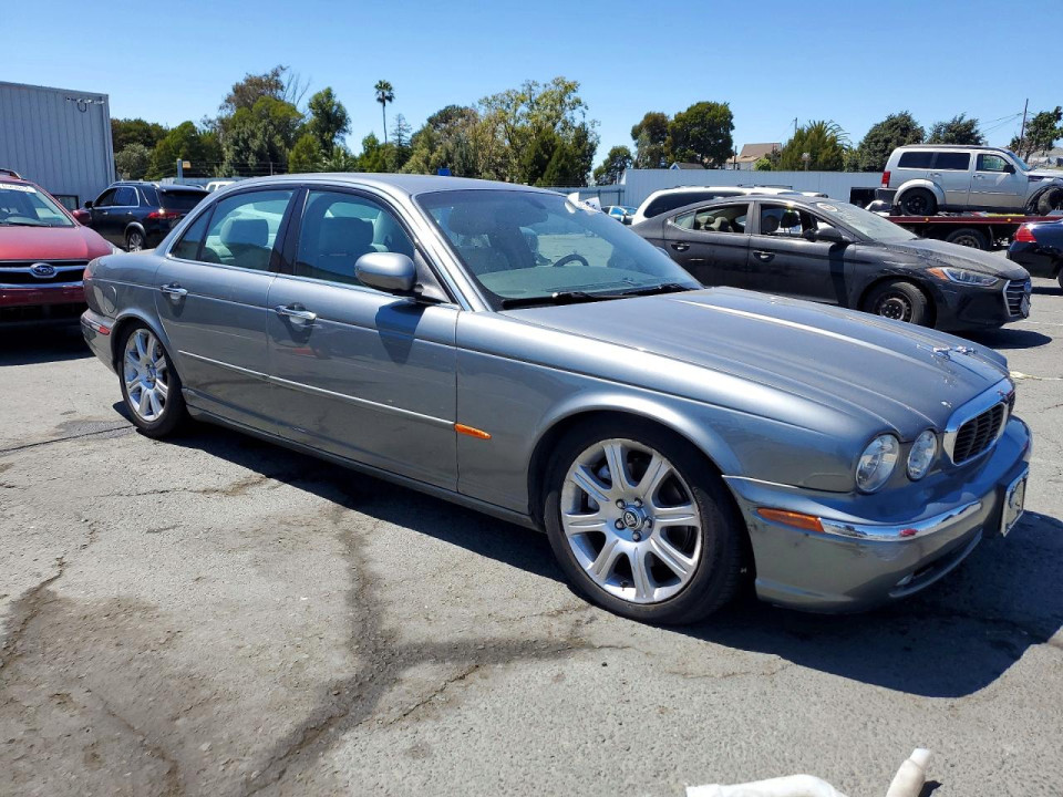 Jaguar XJ8 2004 — Copart