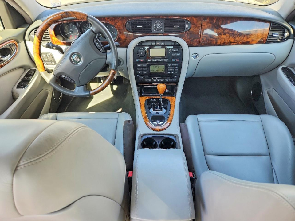 Jaguar XJ8 2004 — Copart