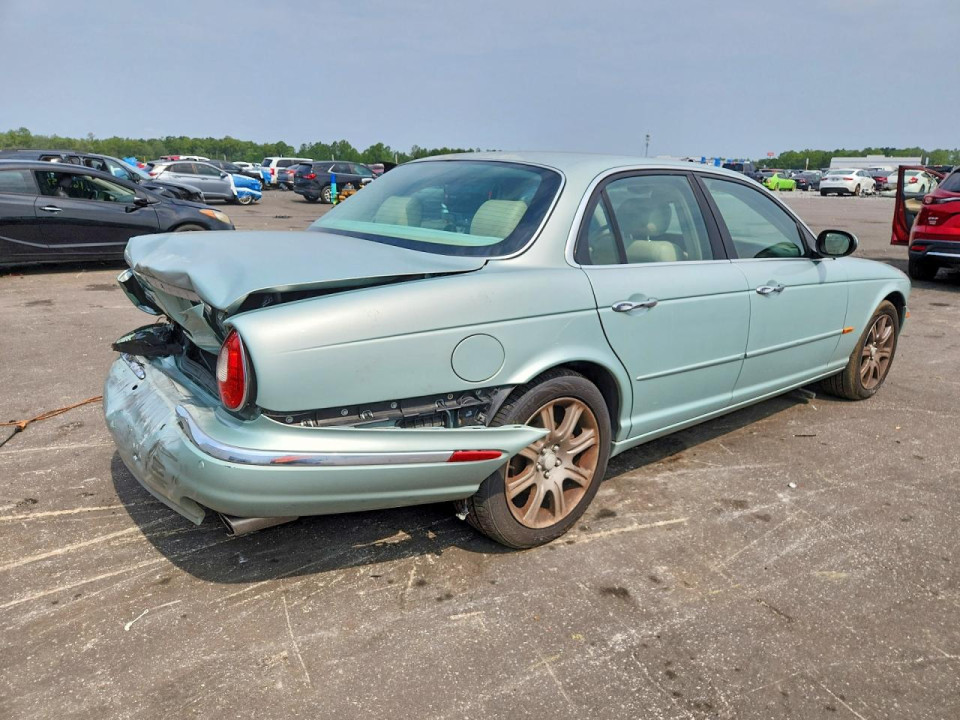 Jaguar XJ8 2004 — Copart