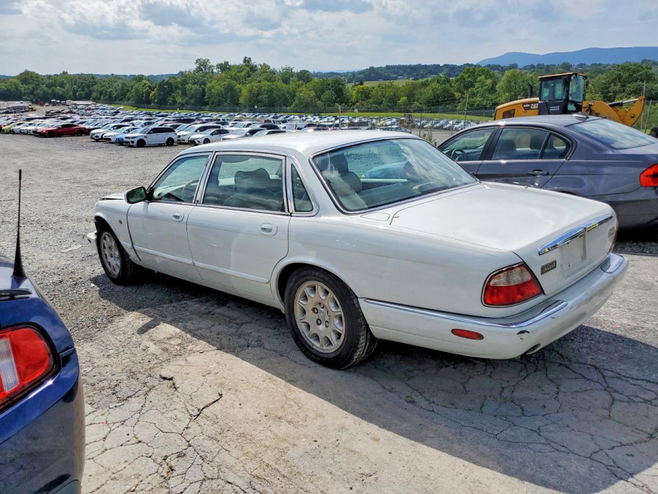 Jaguar XJ8 1998 — Copart