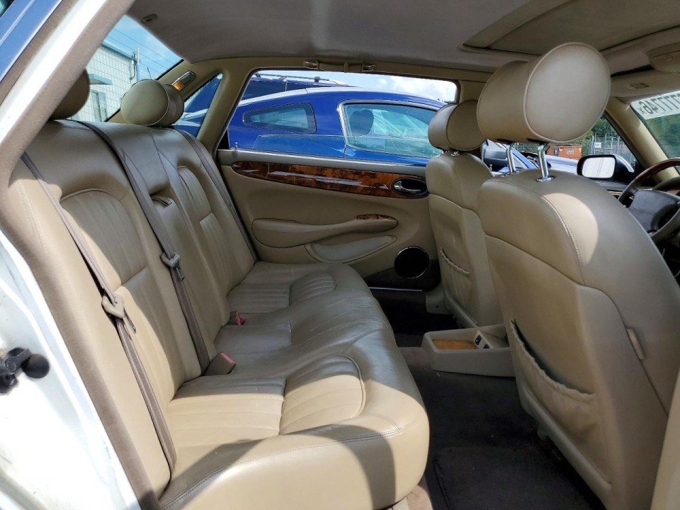 Jaguar XJ8 1998 — Copart