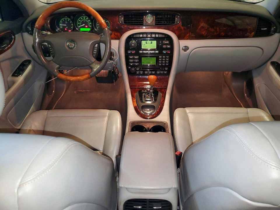 Jaguar XJ8 2004 — Copart