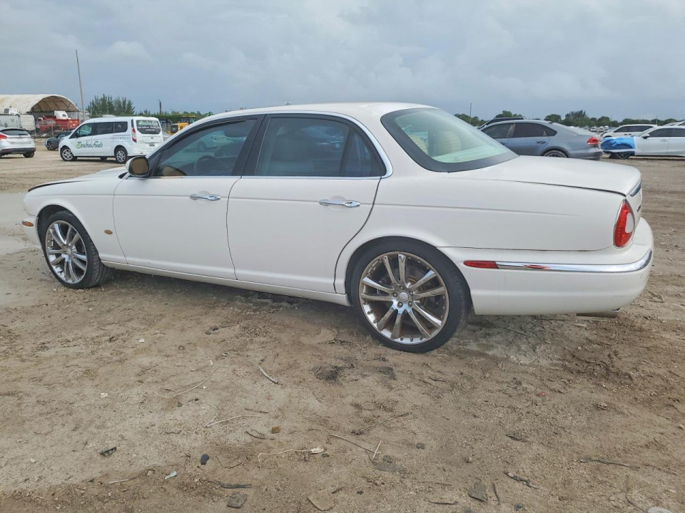 Jaguar XJ8 2006 — Copart