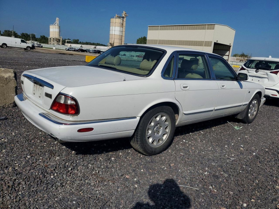 Jaguar XJ8 1999 — Copart