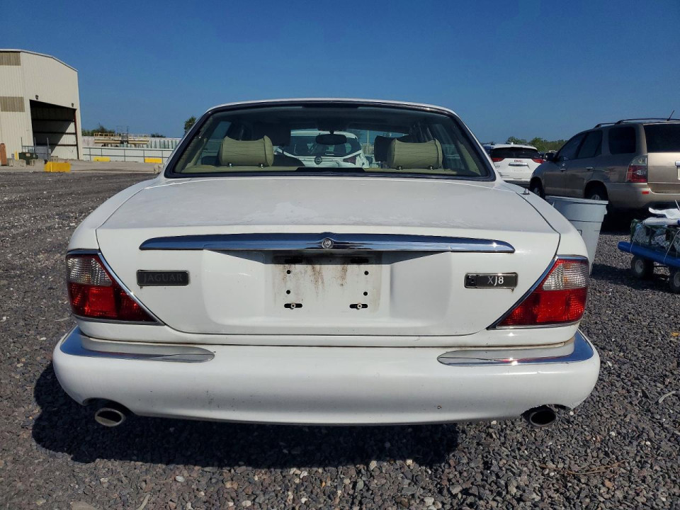 Jaguar XJ8 1999 — Copart