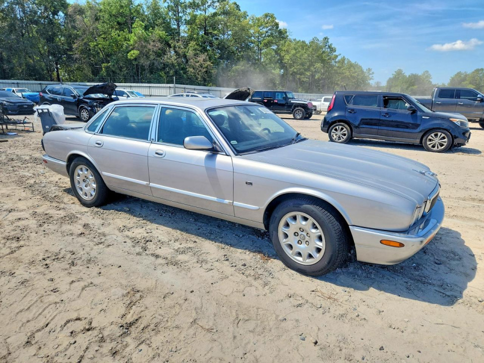 Jaguar XJ8 2003 — Copart