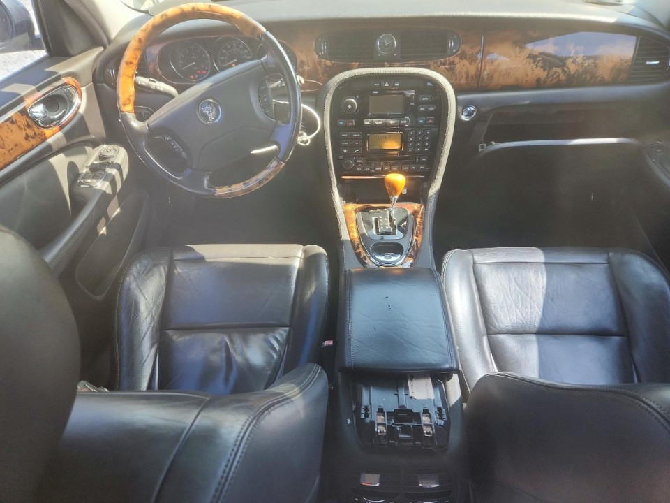 Jaguar XJ8 2004 — Copart