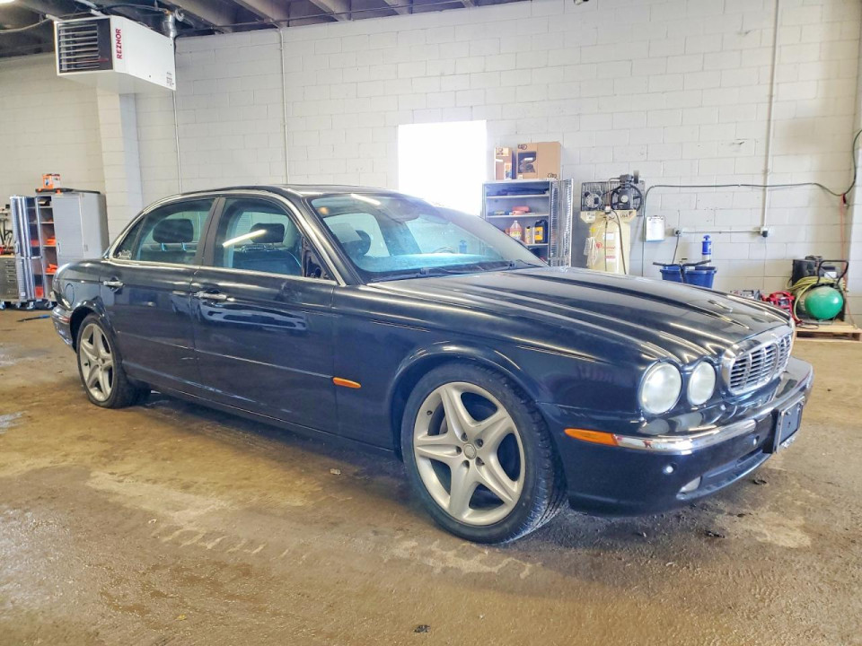 Jaguar XJ8 2005 — Copart