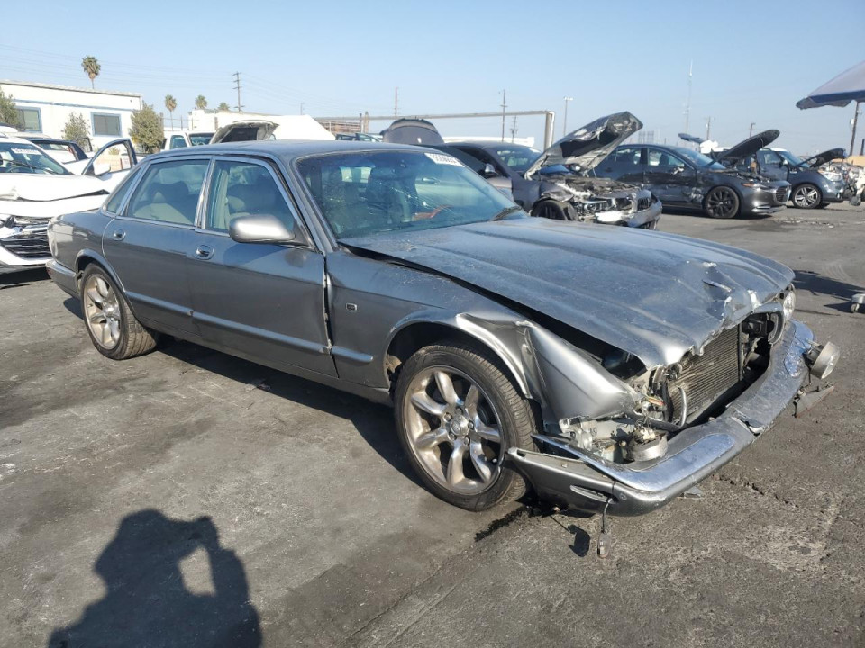 Jaguar XJR 2002 — Copart
