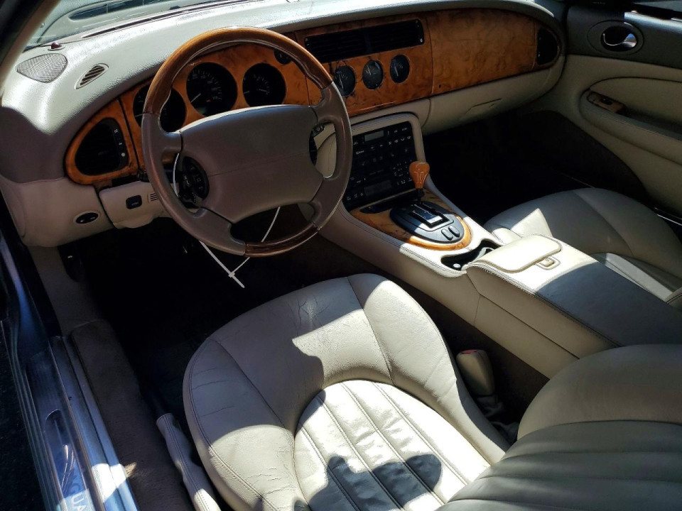 Jaguar XK8 2002 — Copart