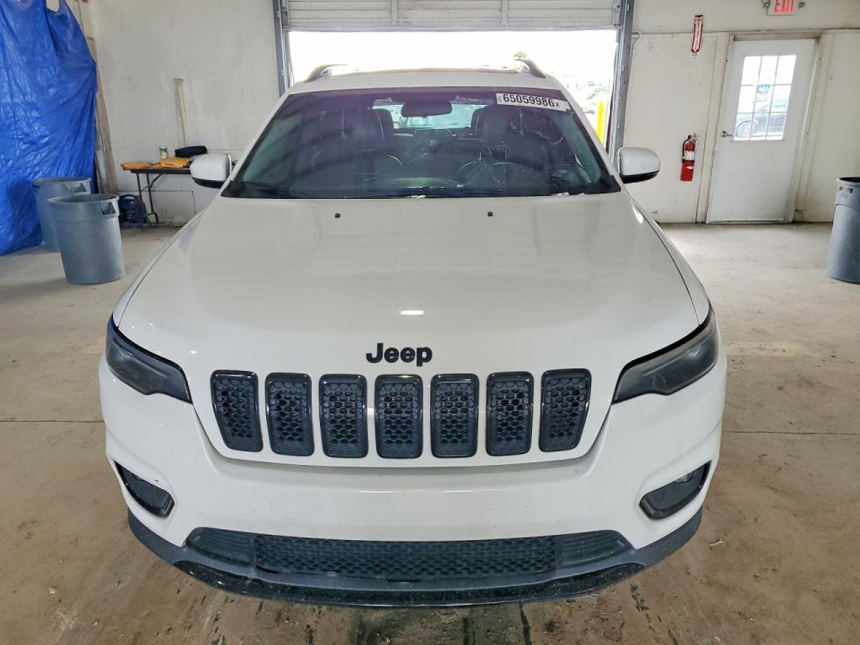 Jeep CHEROKEE LATITUDE PLUS 2019 — Copart
