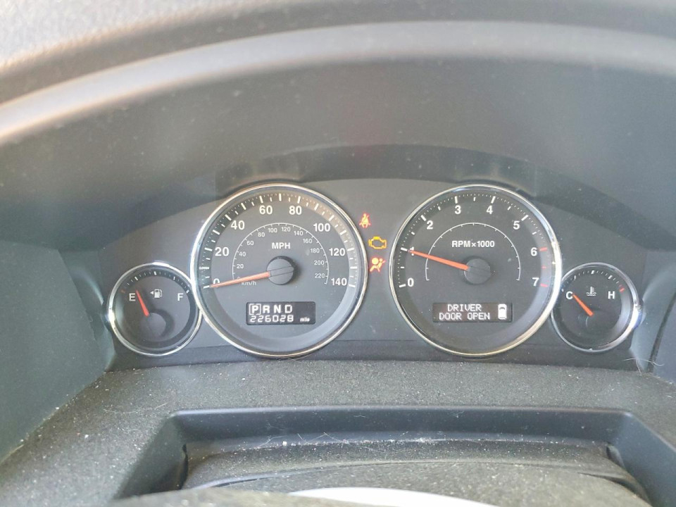 Jeep COMMANDER 2010 — Copart